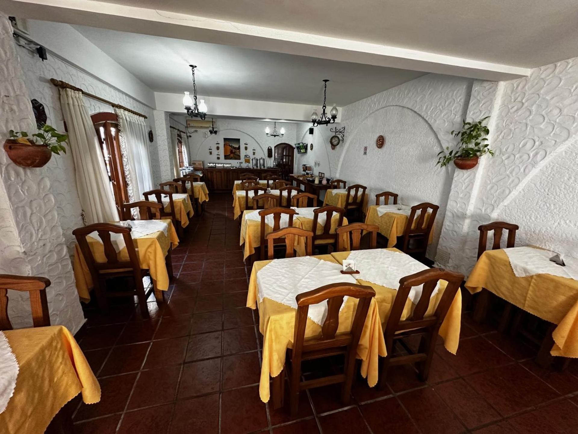 Hotel Colonial San Bernardo Esterno foto