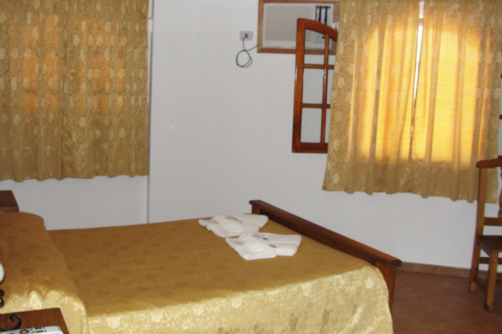 Hotel Colonial San Bernardo Esterno foto